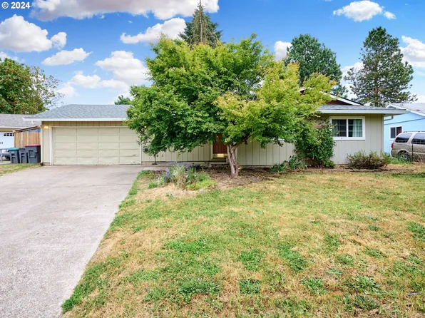 115 Laurie Ln, Dayton, OR 97114