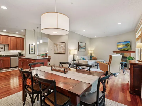 11911 Minnetonka Blvd, Minnetonka, MN 55305