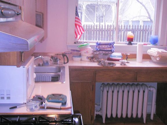 4th image of 428 Dayton Ave APT 1