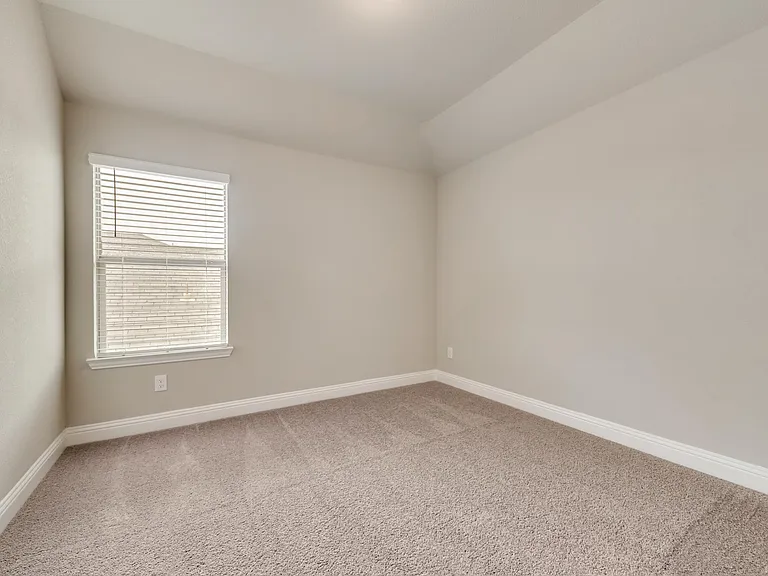 1078 Norias Dr — Photo 15