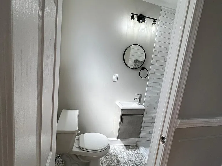 1718 Glenmont Rd #2 — Photo 7