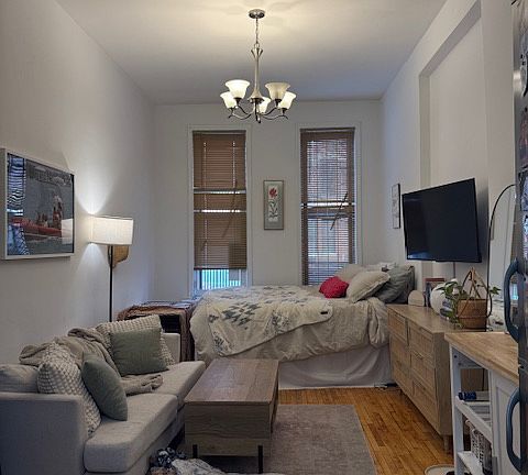 2nd image of 416 E 78th St APT 1A