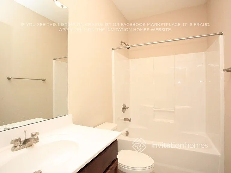 5326 Roberta Crossing Dr — Photo 7