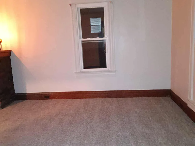 820 Jefferson Ave — Photo 2