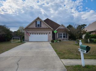 229 Silver Creek Loop, Sneads Ferry, NC 28460