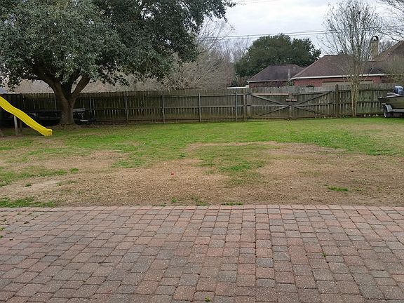2nd image of 102 Cornish Pl