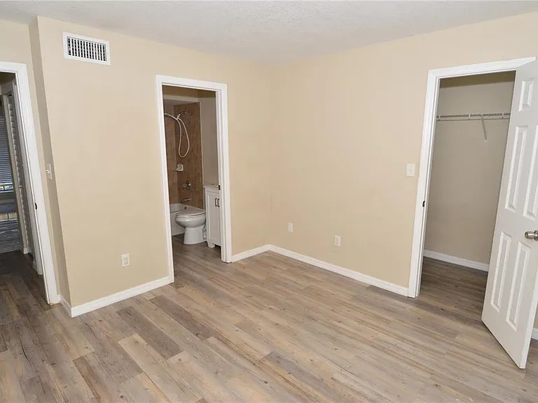 8764 Mallard Reserve Dr #101 — Photo 48