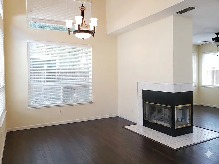 662 Allbrook Dr — Photo 6