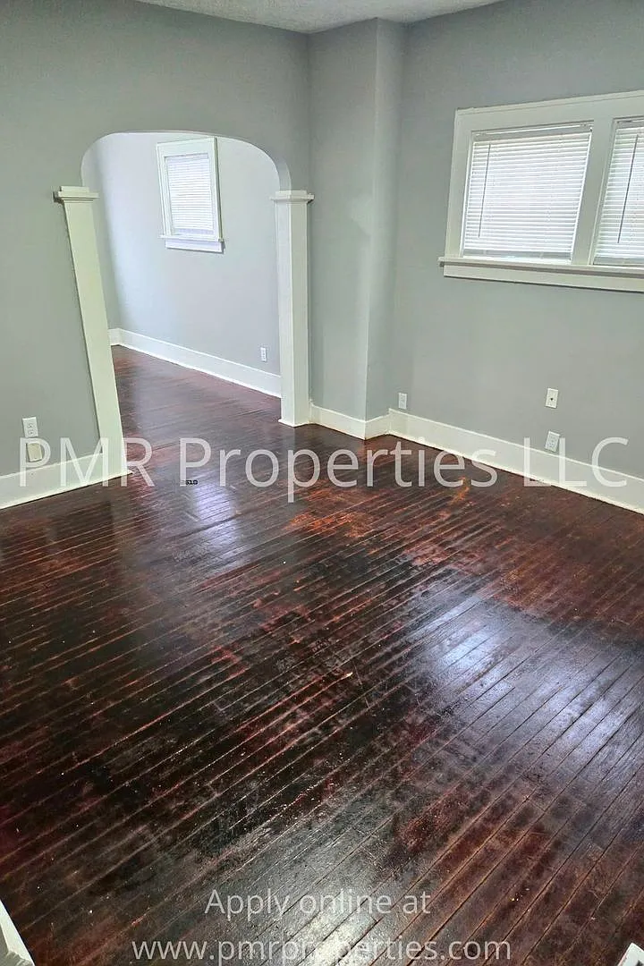 118 Platner Street — Photo 4