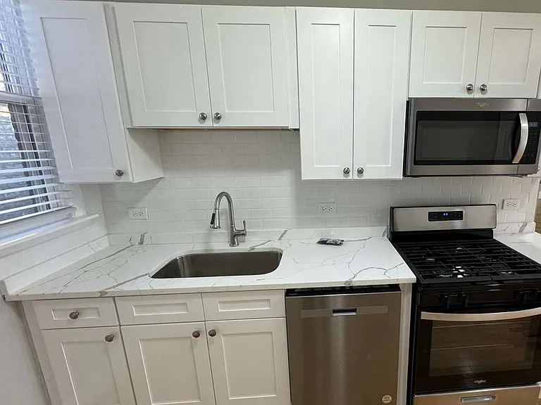 6868 N Overhill Ave #3 — Photo 6