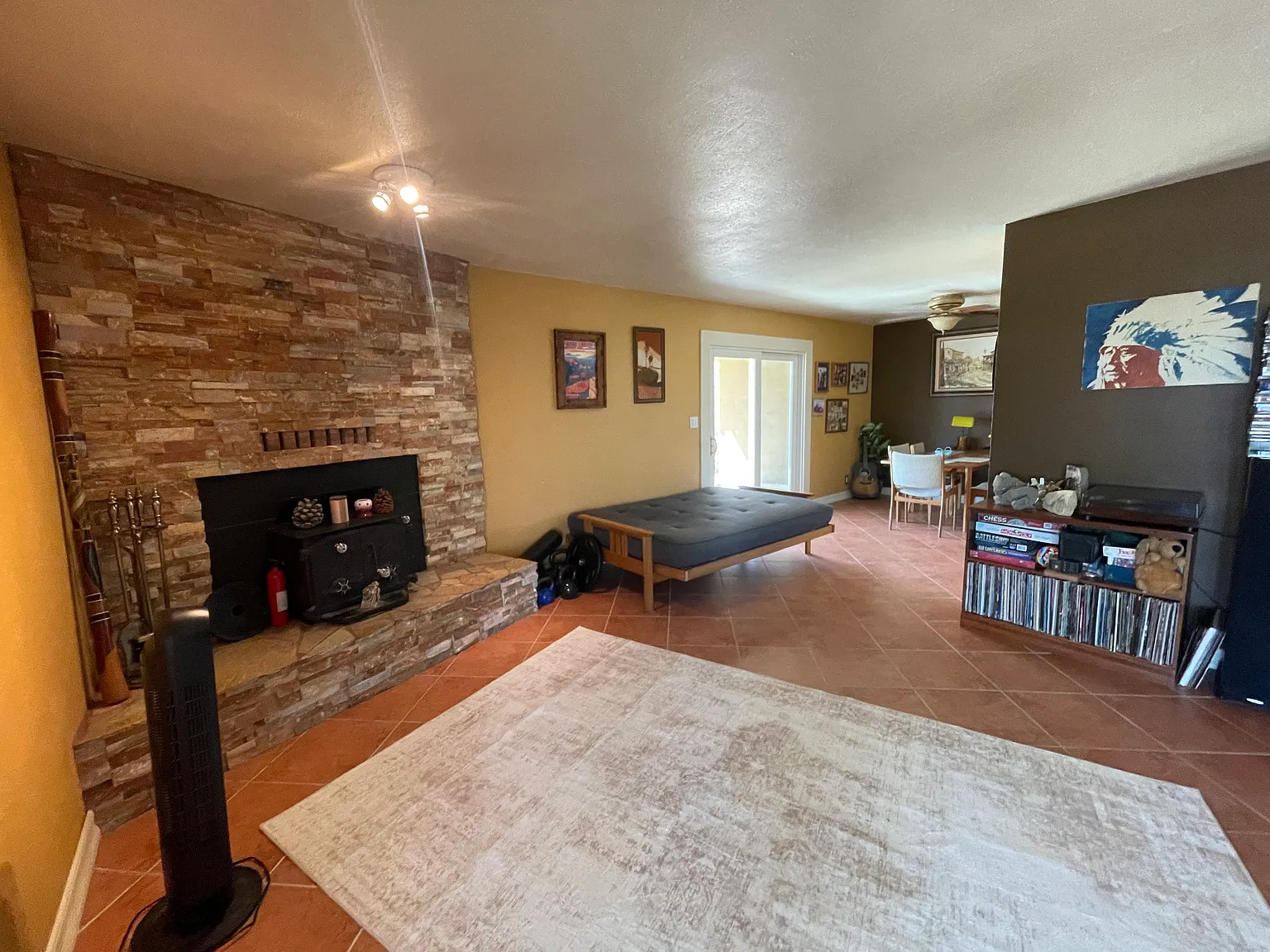 3 bed, 1440 sqft, $2,595 — Photo 1