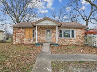 902 SE 2nd St, Pryor, OK 74361