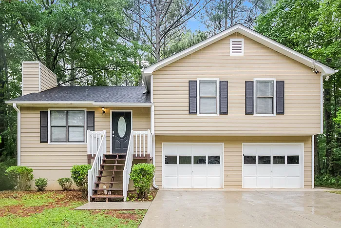 7660 Mountain Creek Way — Photo 1