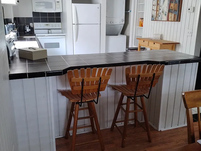 449 Oceanside Dr #A — Photo 5