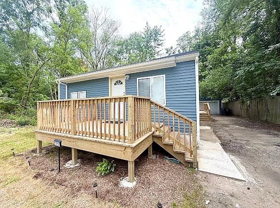 1755 Ralston St — Photo 2