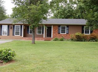 1130 Heathwood Rd, Randleman, NC 27203