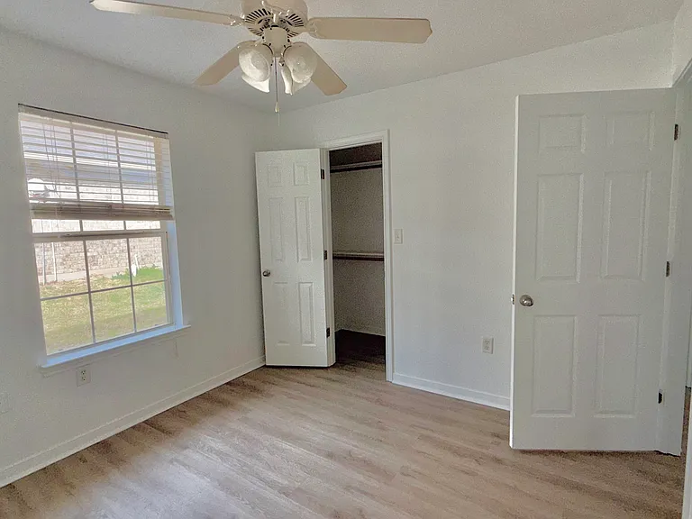 2107 Gail Dr — Photo 20