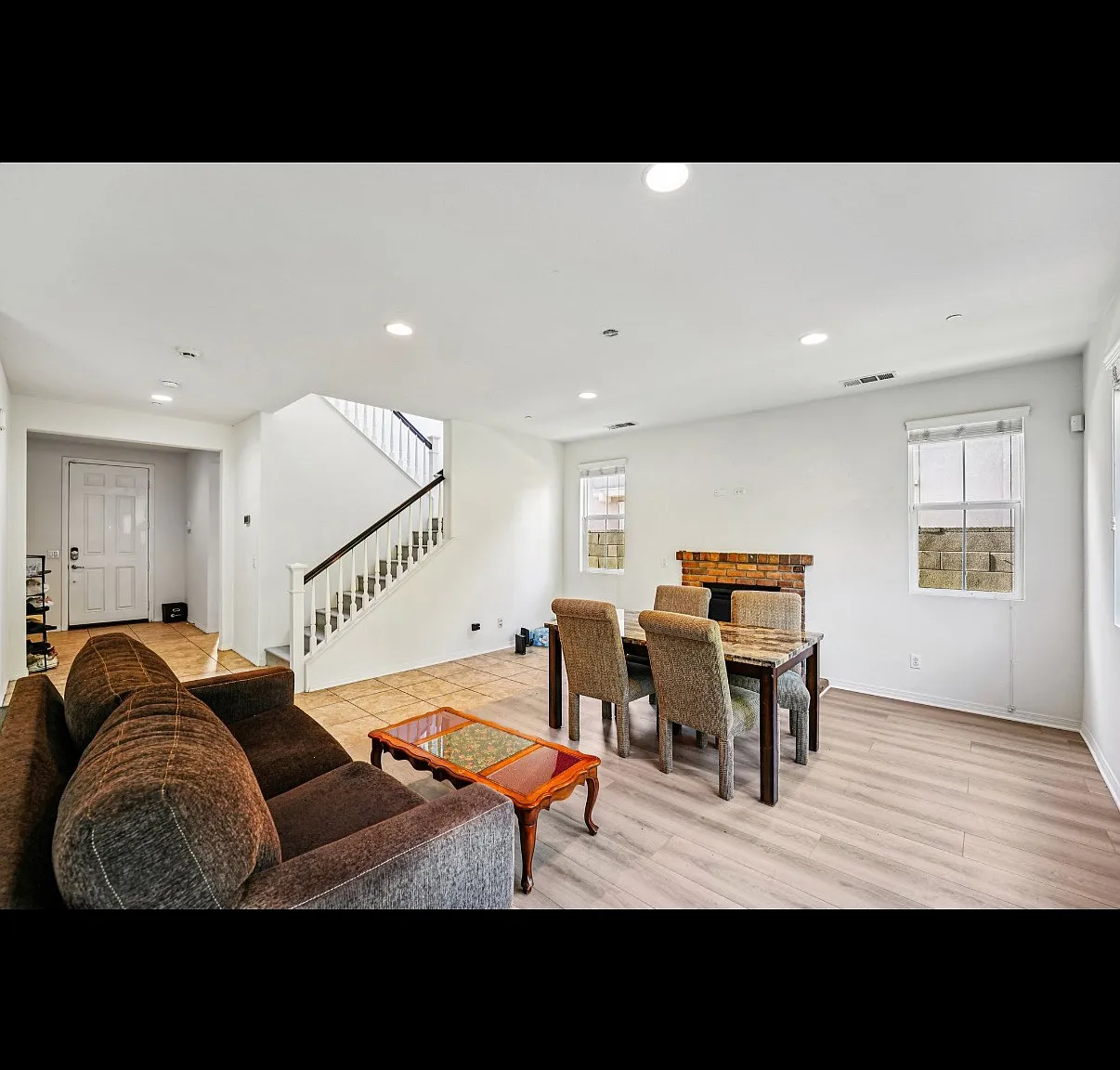 4 bed, 2676 sqft, $4,000 — Photo 2