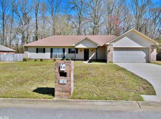 34 Cedarwood Dr, Cabot, AR 72023