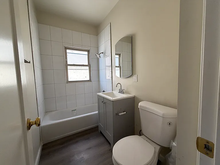 2416 8th Ave #301 — Photo 9