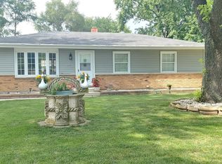 2241 Countryside Dr, Montgomery, IL 60538