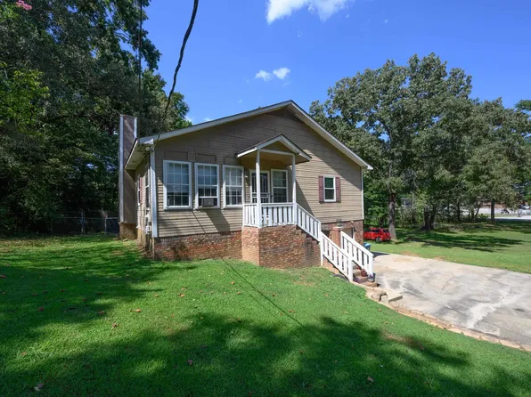 2528 Rhody Dr, Gardendale, AL 35071