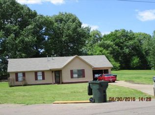 106 Swan Cv, Covington, TN 38019