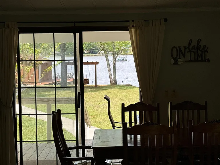 126 Village Ln — Photo 14