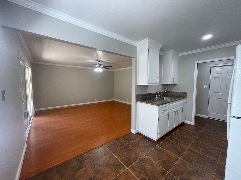 1st image of 3810 Maybelle Ave APT 5