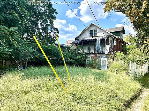 4th image of 1429 Columbia Ave