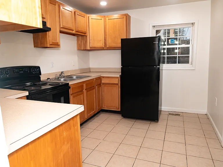 2715 N West St — Photo 7