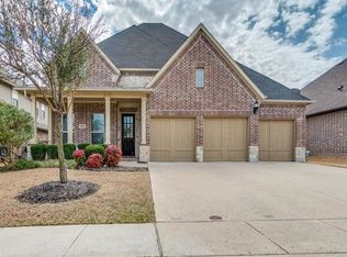 959 Champions Way, Roanoke, TX 76262