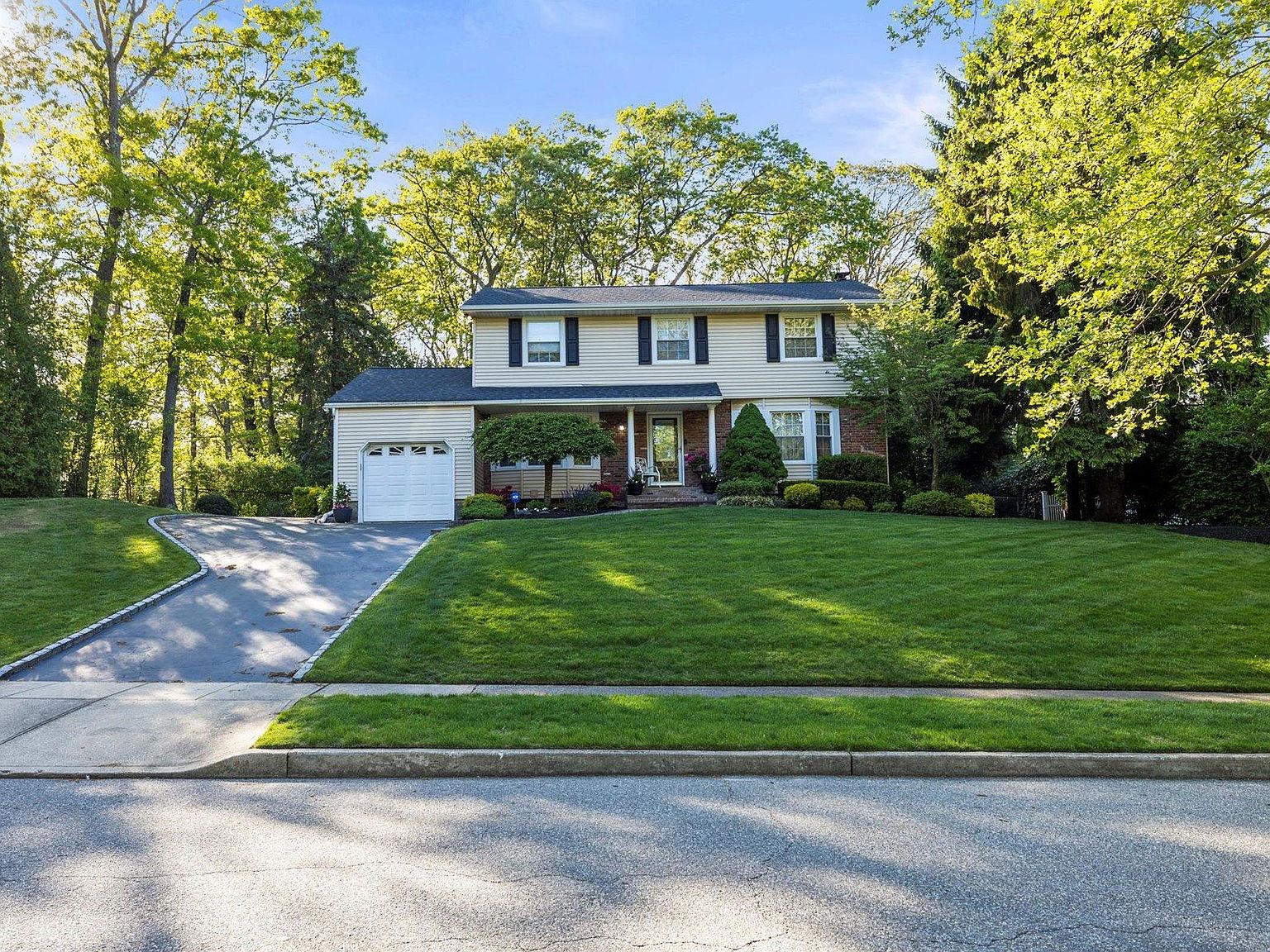 90 Gannet Drive, Commack, NY 11725 | Zillow