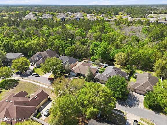 2nd image of 684 CHESTWOOD CHASE Drive
