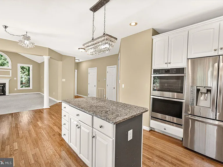 6430 Bellevue Pl — Photo 12