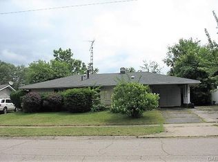 454 Darnell Dr, Dayton, OH 45431