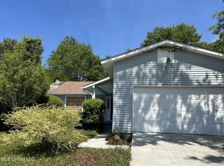 8810 Malino Pl, Diamondhead, MS 39525