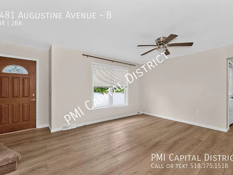 2481 Augustine Ave #B — Photo 5