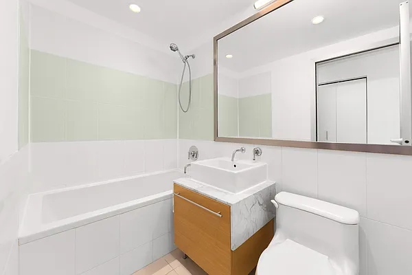 Rented by Douglas Elliman | media 19