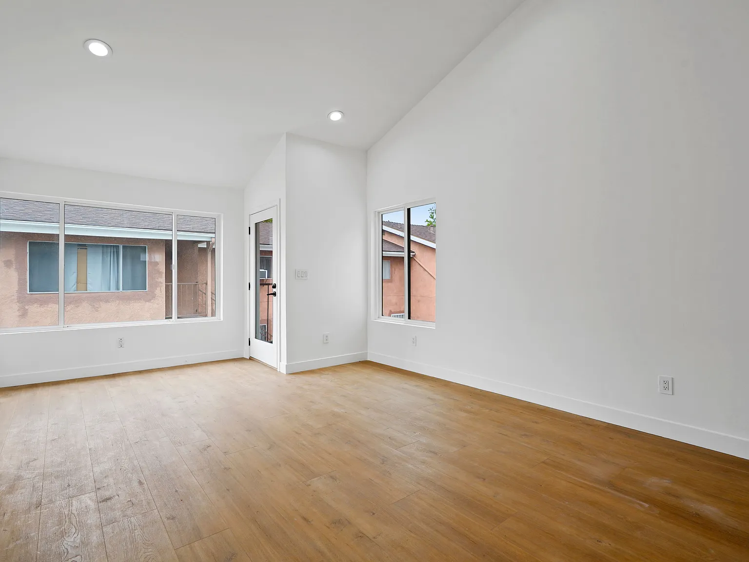 4122 Sequoia St — Photo 3
