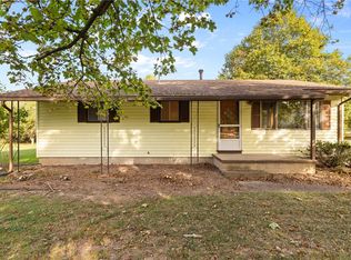 16 Burt Dr, Rochester, NY 14623