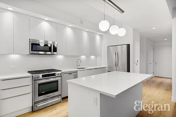 Sold by (Legacy) Elegran | media 11