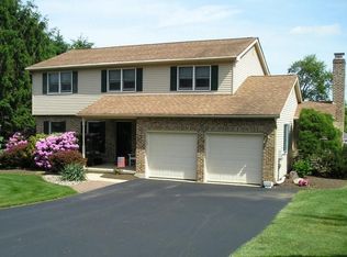 10 Robin Dr, Hockessin, DE 19707