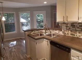 117 Abingdon Ct, Cary, NC 27513