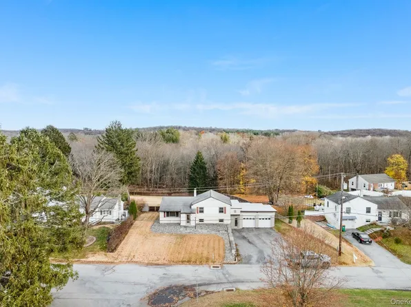 15 Franklin Road, Hyde Park, NY 12538