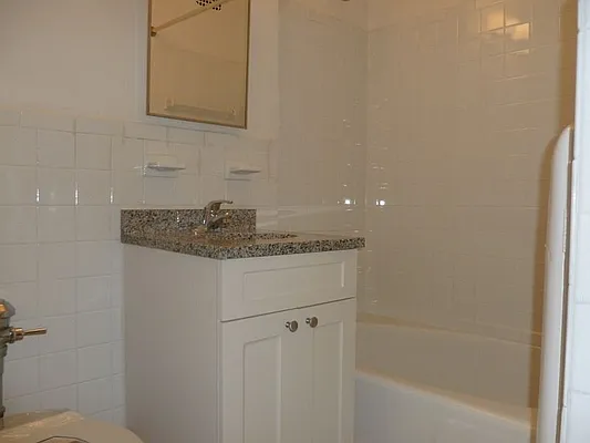 Rented by Fifth & Forever LLC | media 3