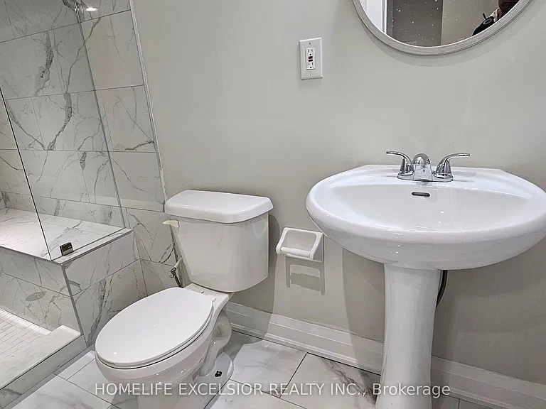 6 Fitzroy Ave #BASEMENT — Photo 10
