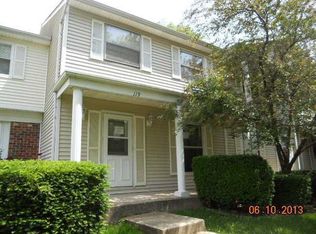 119 Jamestown Ln, Bolingbrook, IL 60440