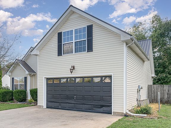 2nd image of 3790 Madeline Ct