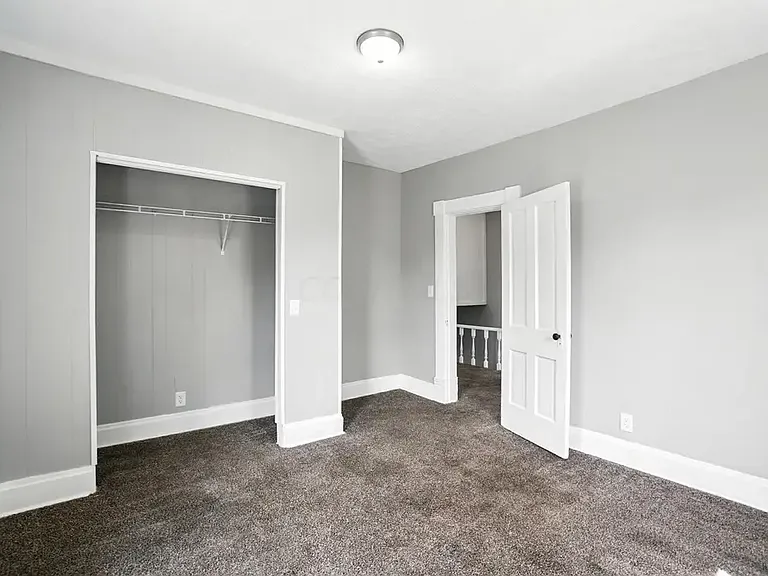 928 Miller Ave — Photo 7